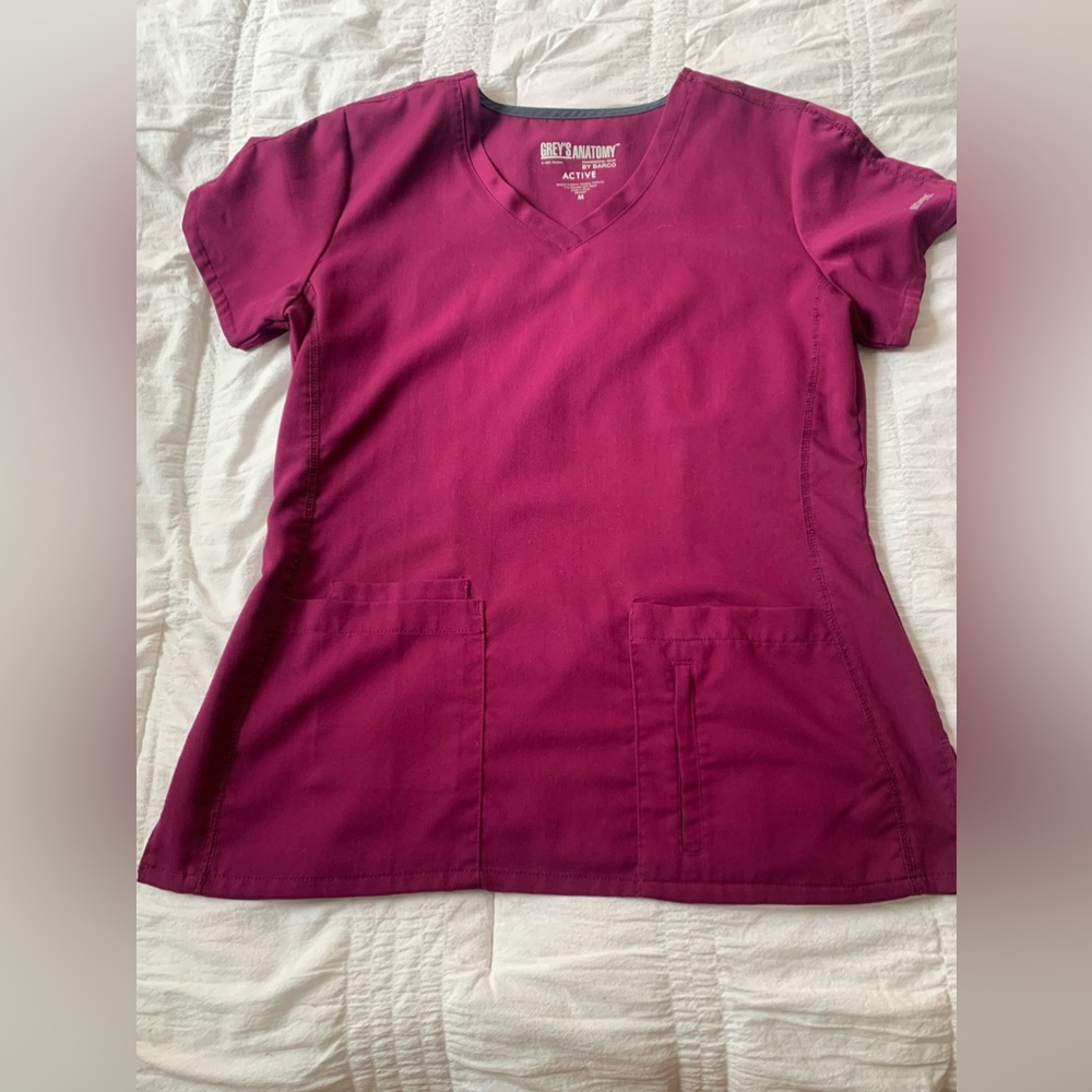 Scrub top